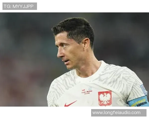 罗伯特·莱万多夫斯基:从波兰足球天才到世界顶级射手的传奇之路 罗伯特·莱万多夫斯基:从波兰足球天才到世界顶级射手的传奇之路