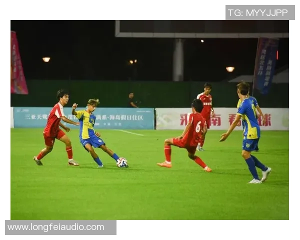 足球激情再燃新时代 球场上的梦想与荣耀激励着每一个热爱者